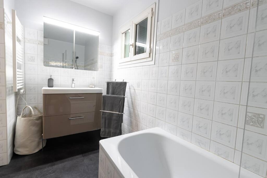 Ferienwohnung Cocooning Au Coeur De La Cite Imperiale Ajaccio  Exterior foto